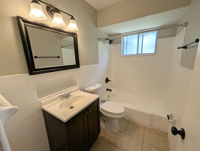 Foto del edificio - 1451 Widefields Ln