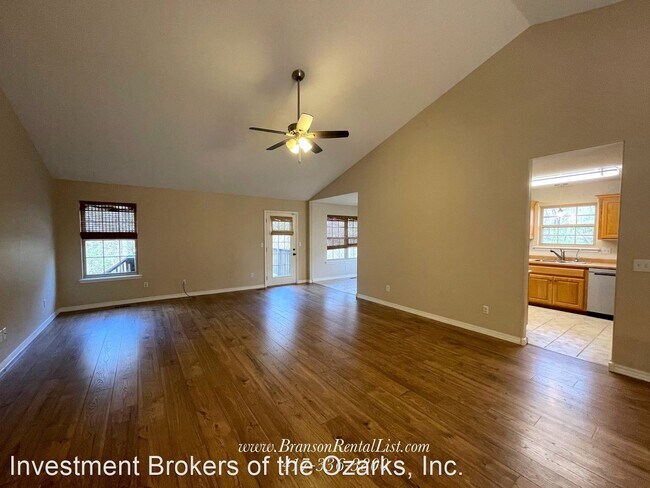 Building Photo - 5 br, 3 bath House - 200 Hideaway Street