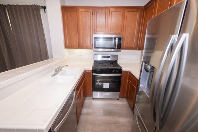 Building Photo - Amazing 3 Bedroom Condo available now! Chula Vista / Eastlake / Otay Ranch Area