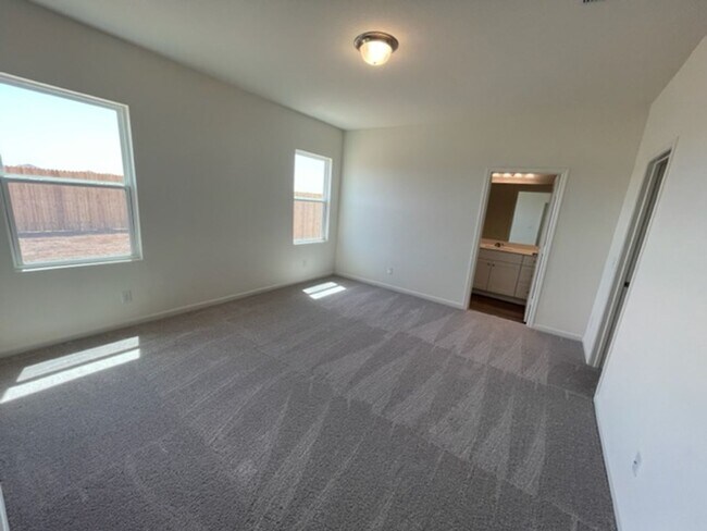 Foto del edificio - Super Nice One Story Home Near 1604 & Culebra....Move in as early as August 7, 2025