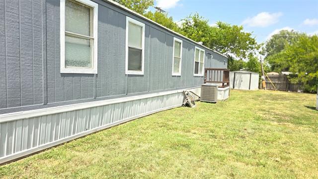 Building Photo - 4253 Sun Dr