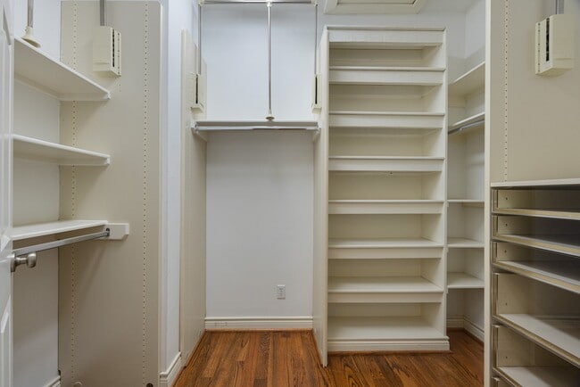 Photo - 1906 Greenwich Terrace Dr Apartment
