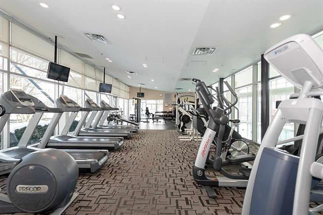 Building Photo - 1408 Strathmore Mews