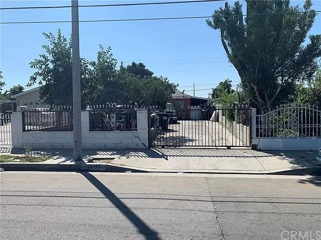 Foto del edificio - 15725 S Frailey Ave