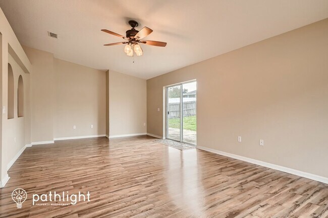 Building Photo - 2331 Sandridge Circle