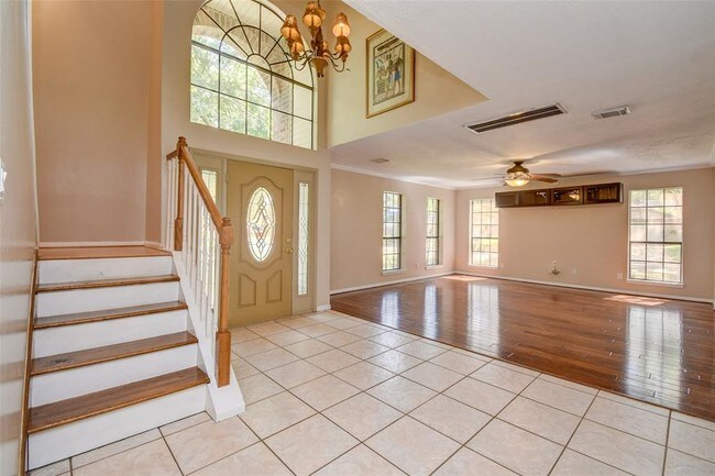 Building Photo - 3326 Larkwood Ln