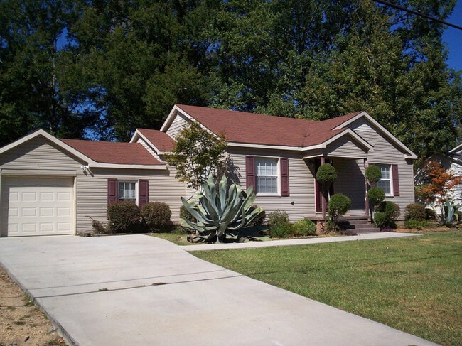 Photo - 312 N 19th Ave House