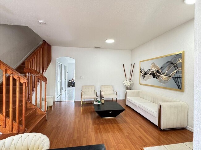 Foto del edificio - 10833 NW 83rd St
