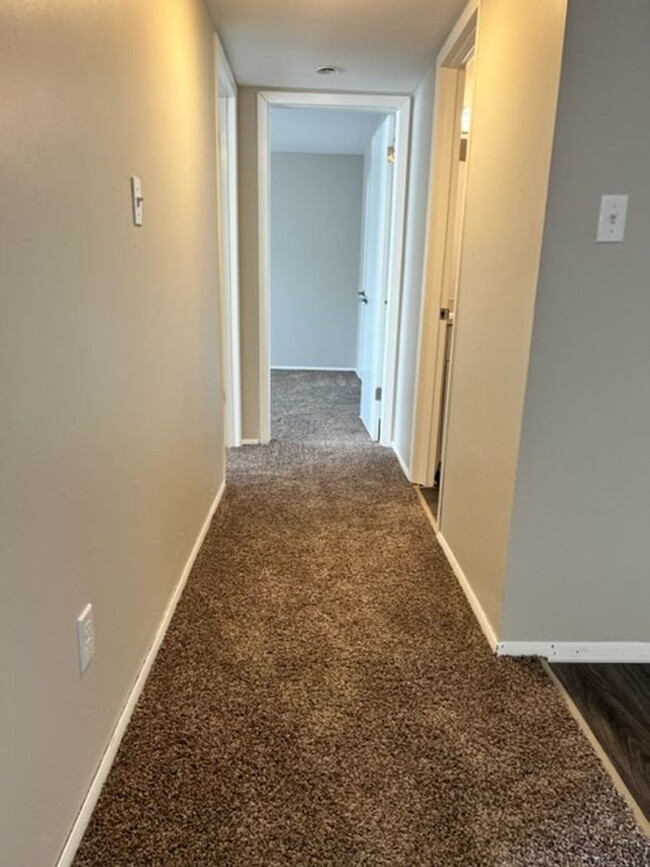 Building Photo - 1181 Abbey Lane D1 Chesterton, IN 46304