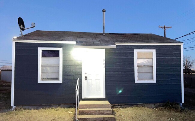 Foto del edificio - $0 First Month's Rent / $0 Deposit at Move-in