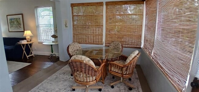 Foto del edificio - 1209 Bay Palm Blvd
