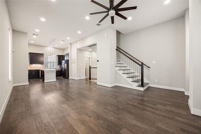 Foto del edificio - 707 Schwartz St