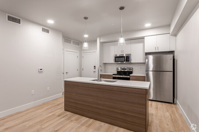 1BR, 1BA - 832SF - Andante - Bri at The Village