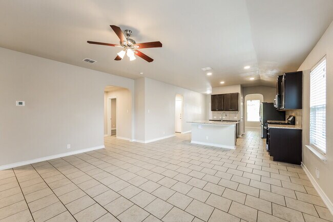 Building Photo - 2503 Barbwire Way