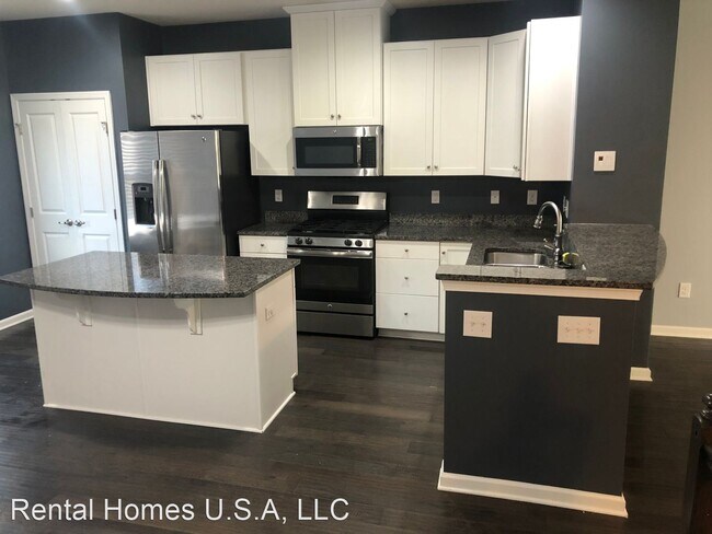 Building Photo - 3 br, 2.5 bath House - 605 Consolvo Place