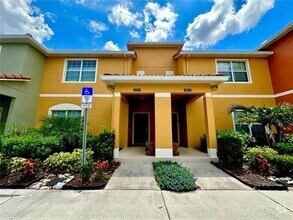Building Photo - 3053 Beach Palm Ave