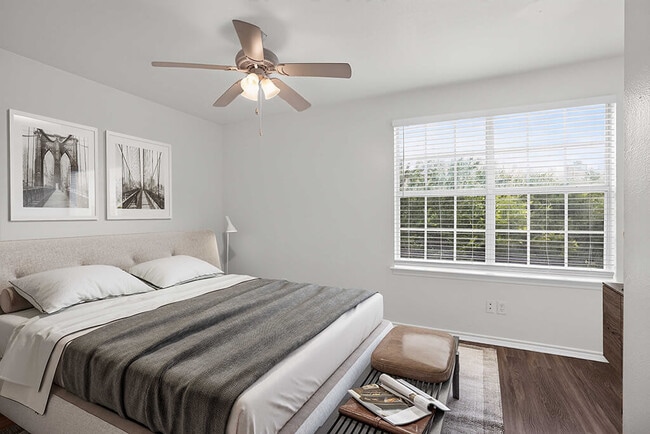 Building Photo - Cypress View Villas Apartments