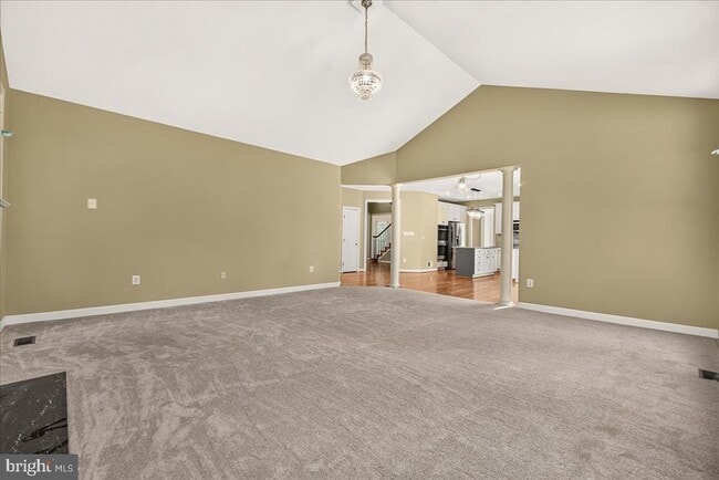 Building Photo - 6430 Bellevue Pl