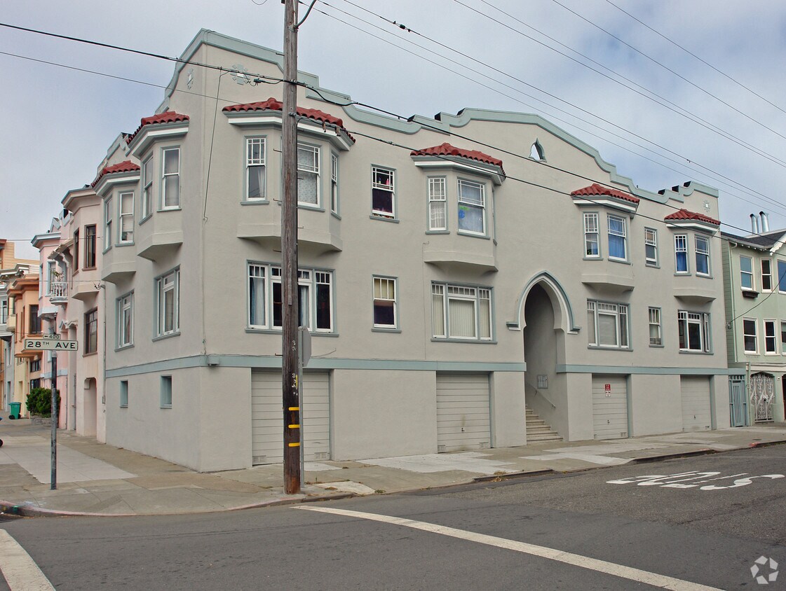 Primary Photo - 395 28th Ave