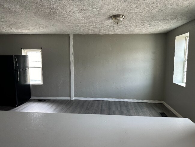 Building Photo - 53940 Pike St