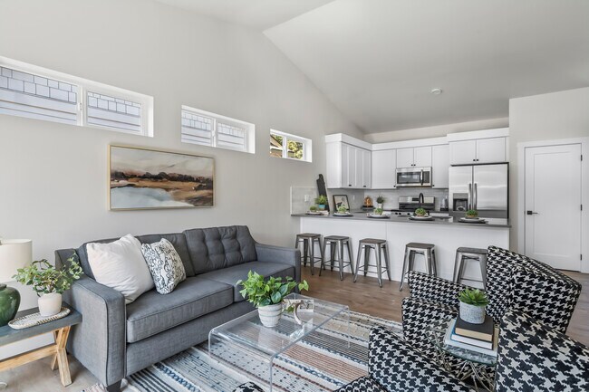 Building Photo - 2058 NW Monterey Pines Dr