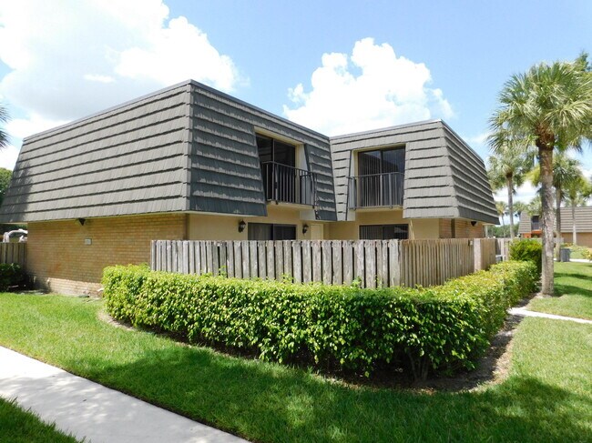 Building Photo - 3902 39th Way