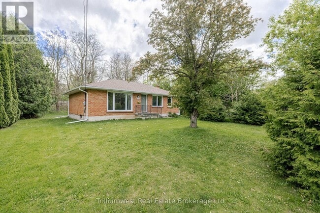 Building Photo - 284 Trott Dr