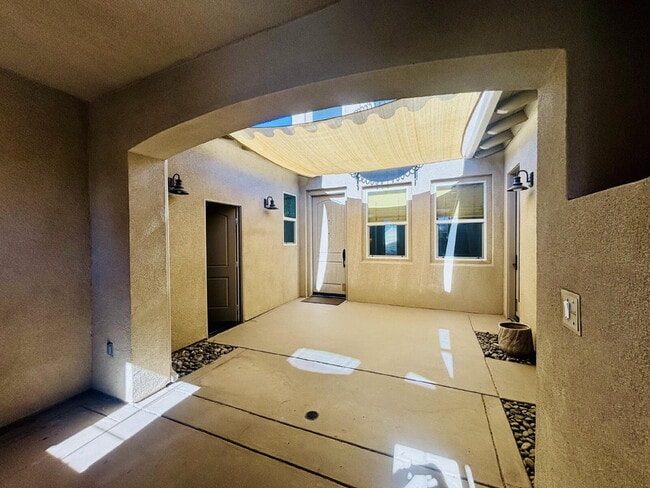 Building Photo - Gorgeous 3 bd, 4 ba Townhome in 55+ Community