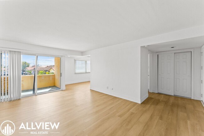 Foto del edificio - Newly Renovated 1 Bed / 1 Bath in Gated El Segundo Community – Pool, Gym, Parking & Prime Location