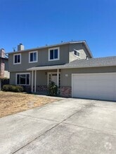 Building Photo - 128 McMillan Dr