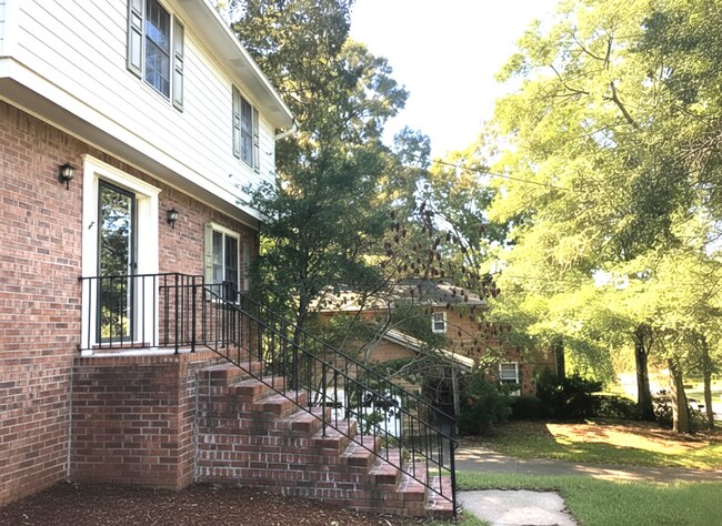 Foto del edificio - 4546 Brandon Dr SW
