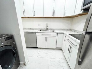 Building Photo - 2646 Polk St