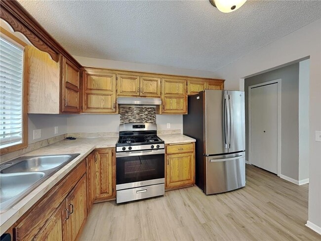 Foto del edificio - 8301 Thomas Ave N