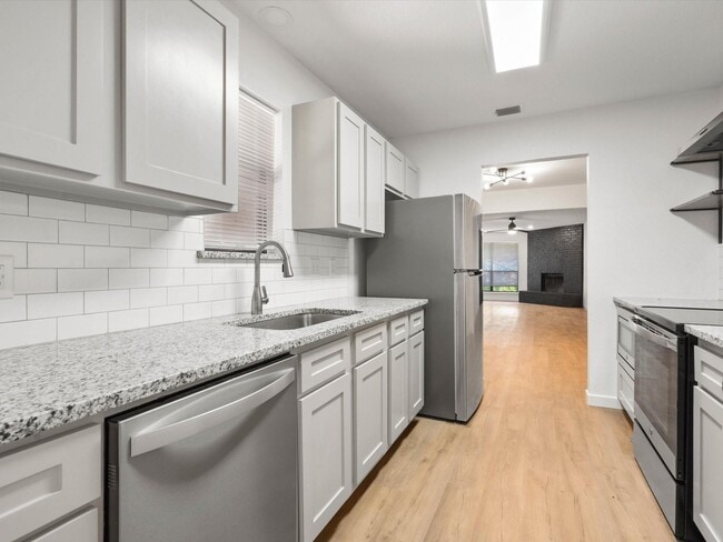 Building Photo - 1117 S Rusk St