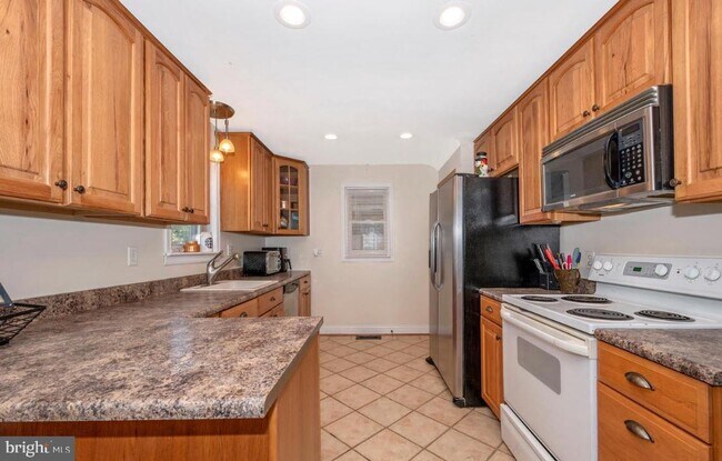 Foto del edificio - 20004 Gilbert Hills Dr