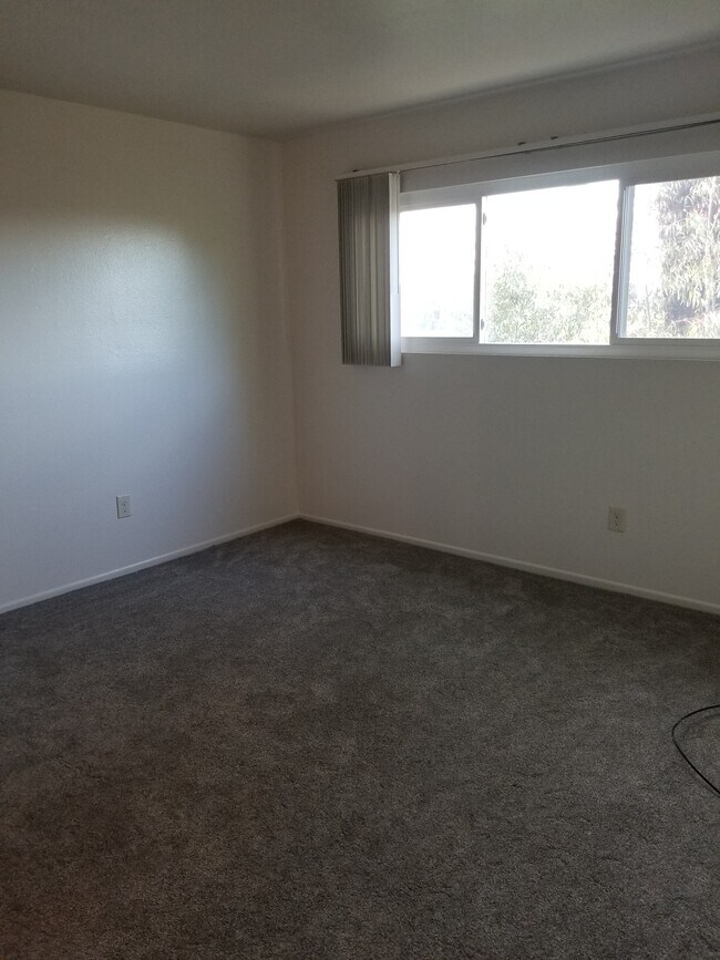 Main Bedroom - 2438 S Nadine St