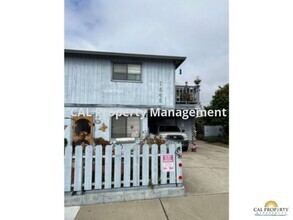 Building Photo - 1045 Olympia Ave