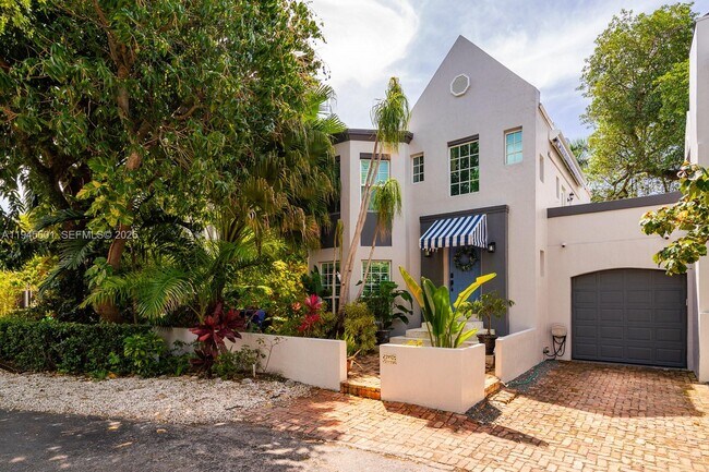 Foto del edificio - 2952 Peachy St