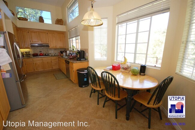 Foto del edificio - 4 br, 3 bath House - 2136 Vintage Place