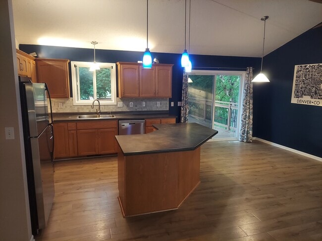 Foto del edificio - 5176 54th Ave NW