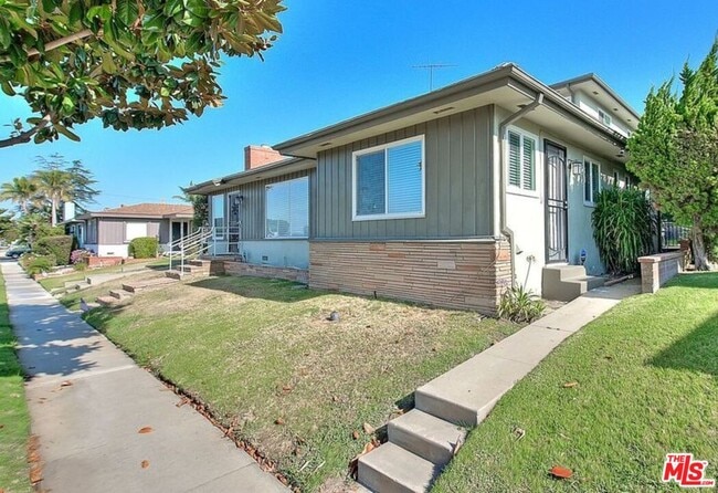 Building Photo - 5253 W Slauson Ave