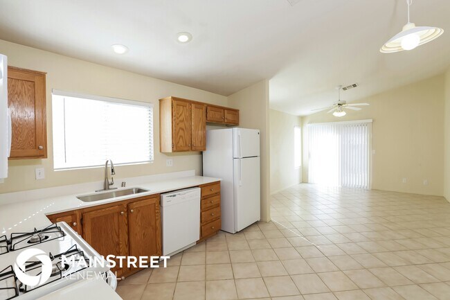 Building Photo - 7441 Tumbling St