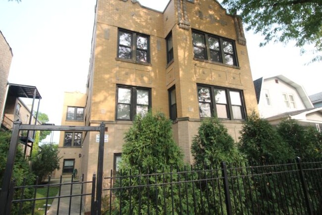 Building Photo - 3755 N Kimball Ave