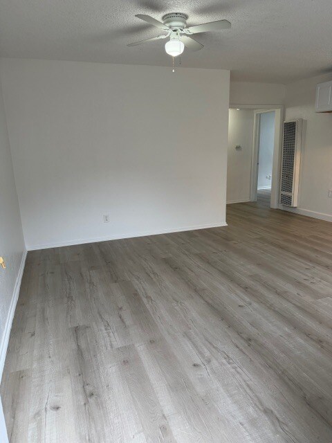 Foto del edificio - 423 E 82nd St