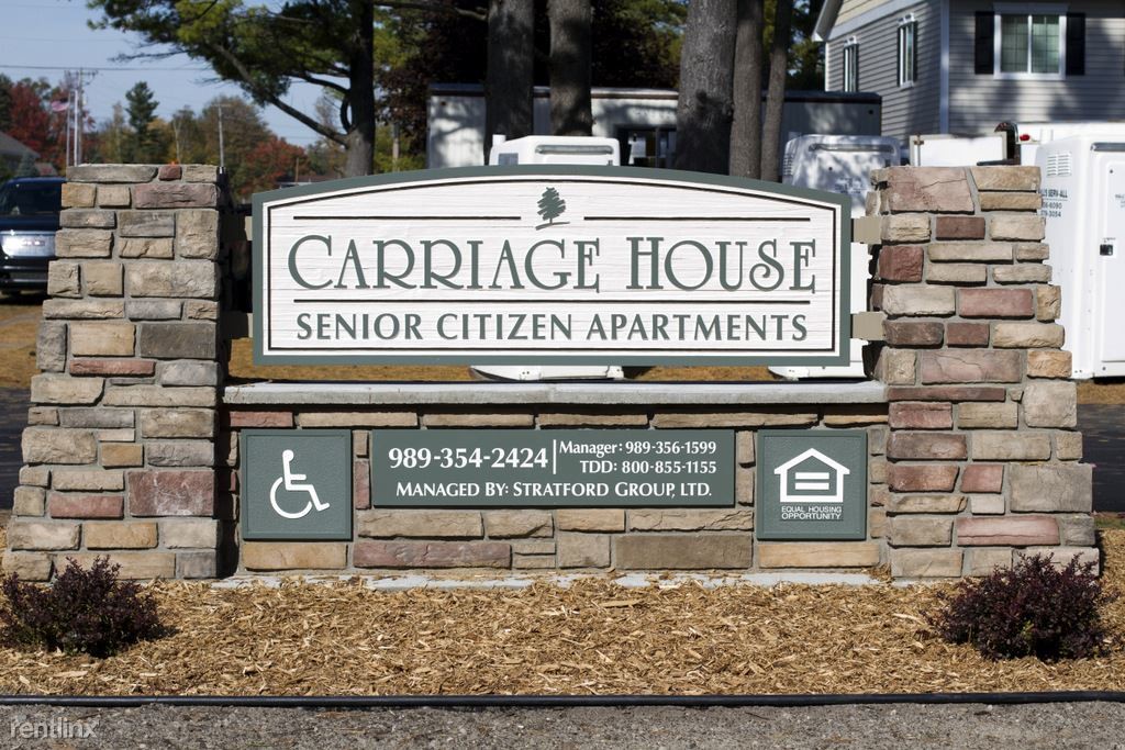 Primary Photo - 451 Pinecrest St
