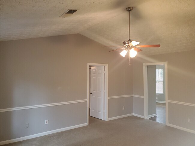 Building Photo - 1202 Cousins Rd