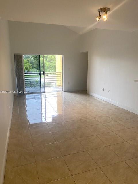 Foto del edificio - 9701 Fontainebleau Blvd