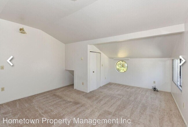 Building Photo - Studio, 1 bath House - 121  Pleasant Ave
