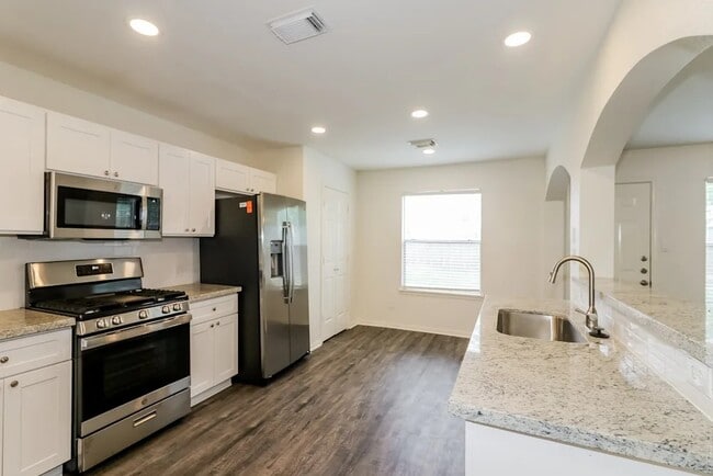 Building Photo - 23046 N Waterlily Dr