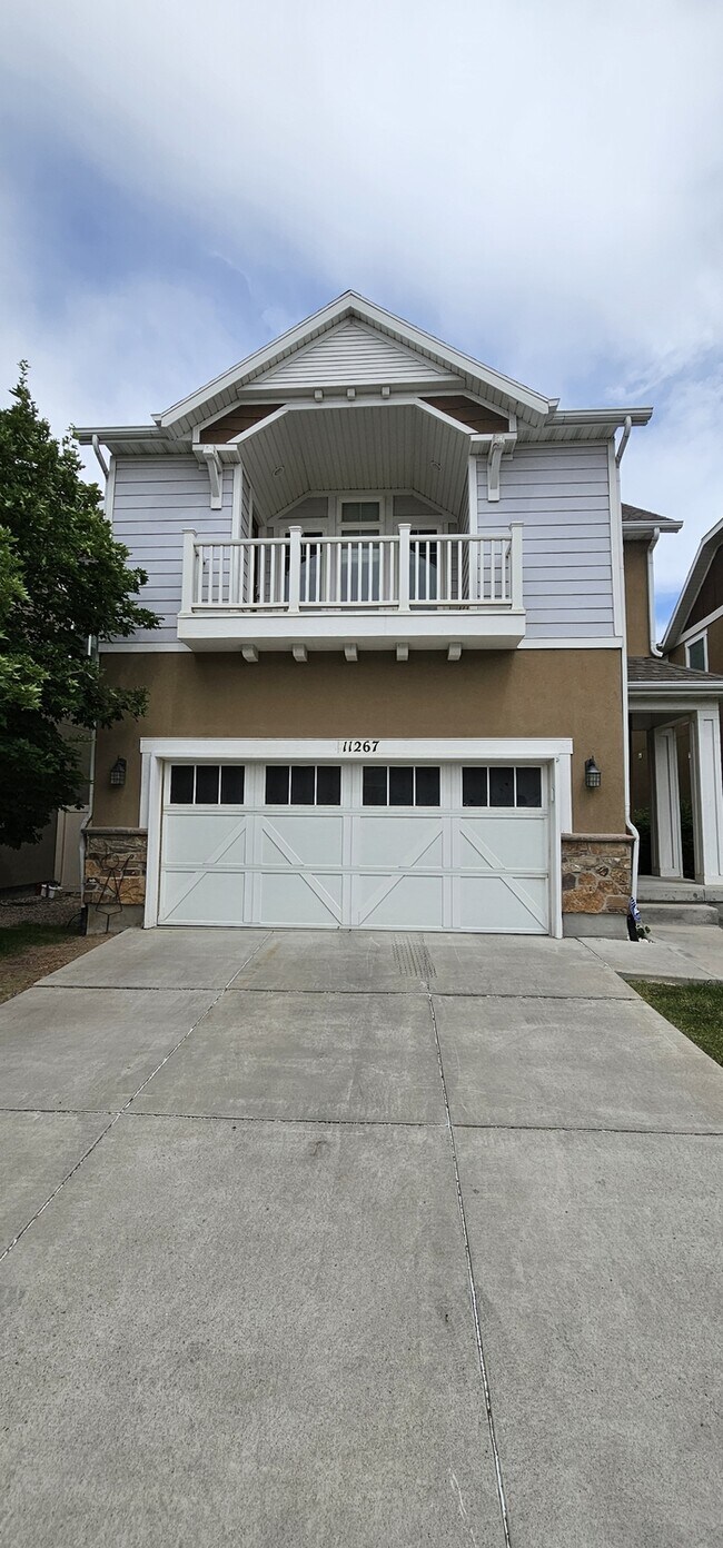 Foto del edificio - Single Family Home